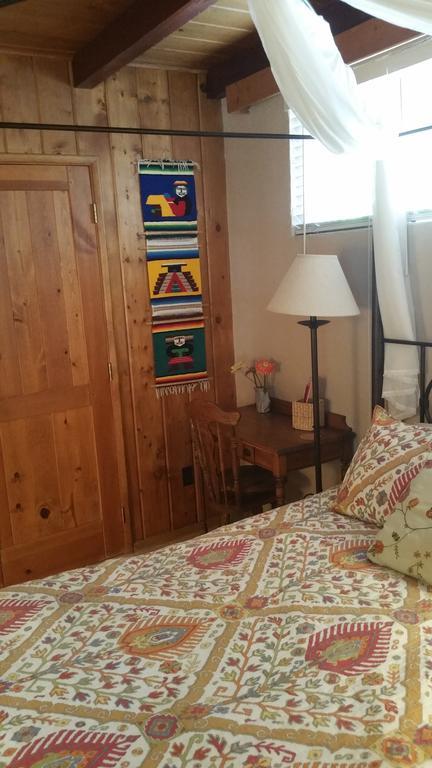 Sam Hughes Inn B&B Тусон Екстериор снимка